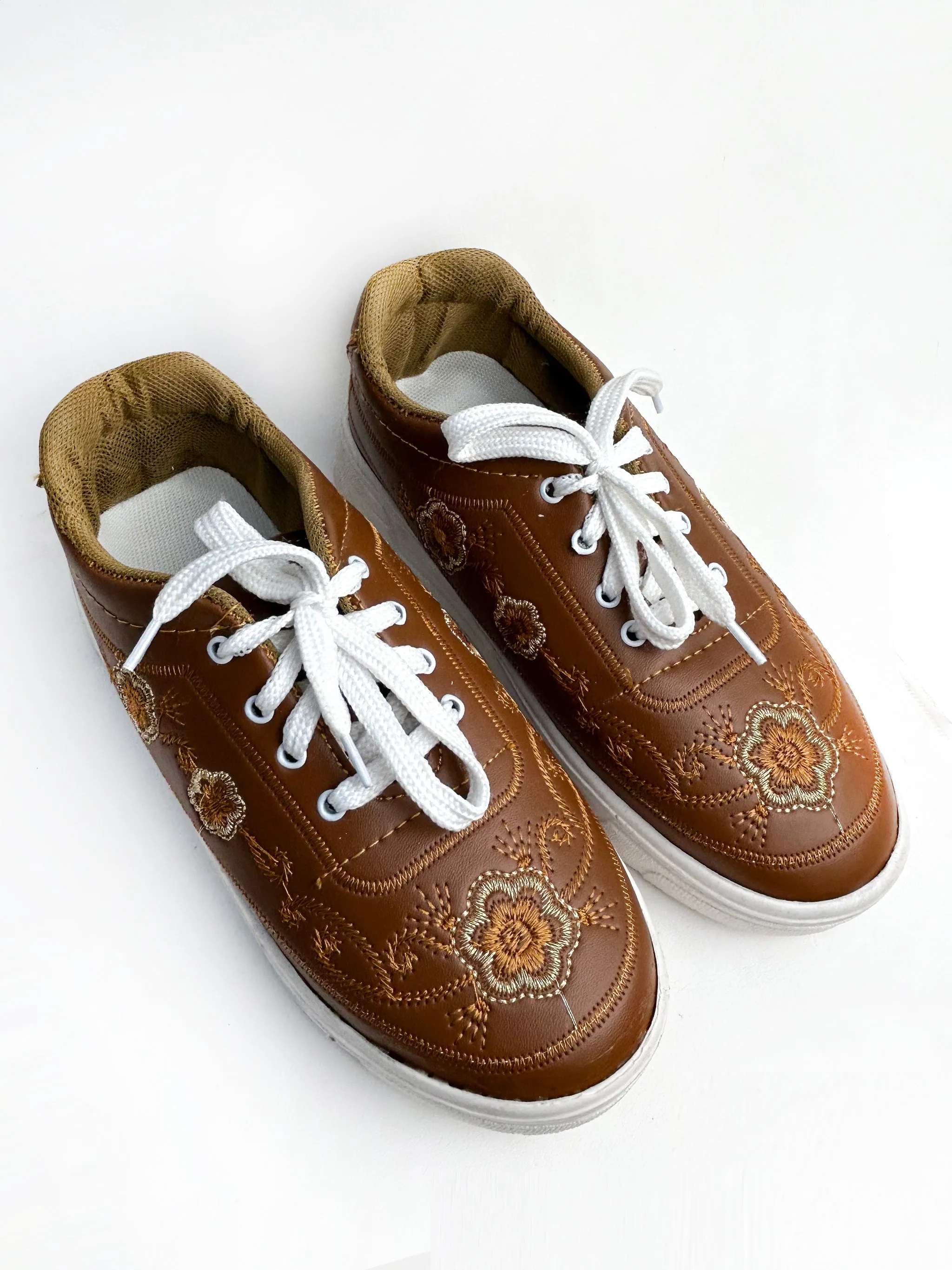 Brown Sneakers For Women/Girls GWS09