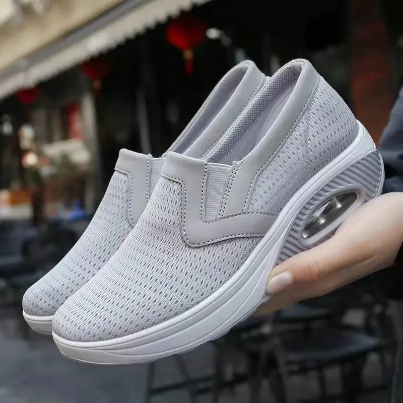 Lightweight sneakers for women | Perfect for everyday use
