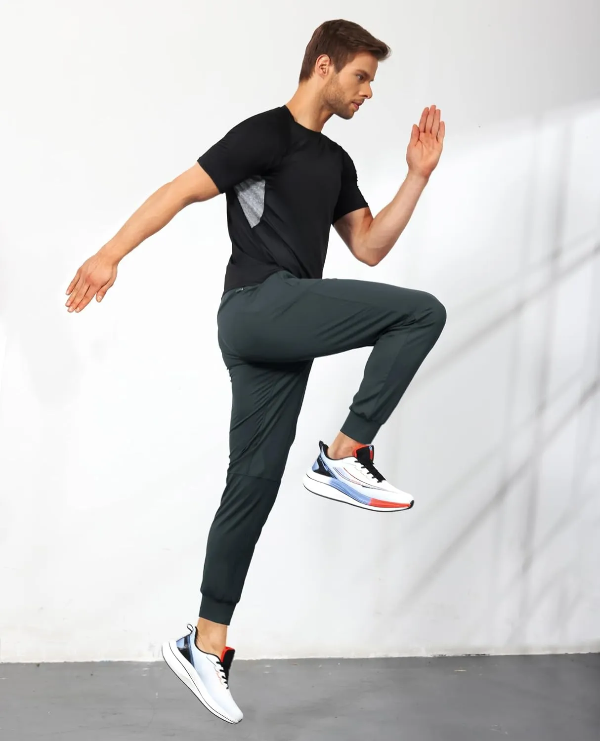 Mens Sweatpants Athletic Pants Workout Track Pants Traning Pants with Zipper Pockets Joggers for Men Gym, Running